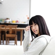 Rina Aizawa - Picture 1